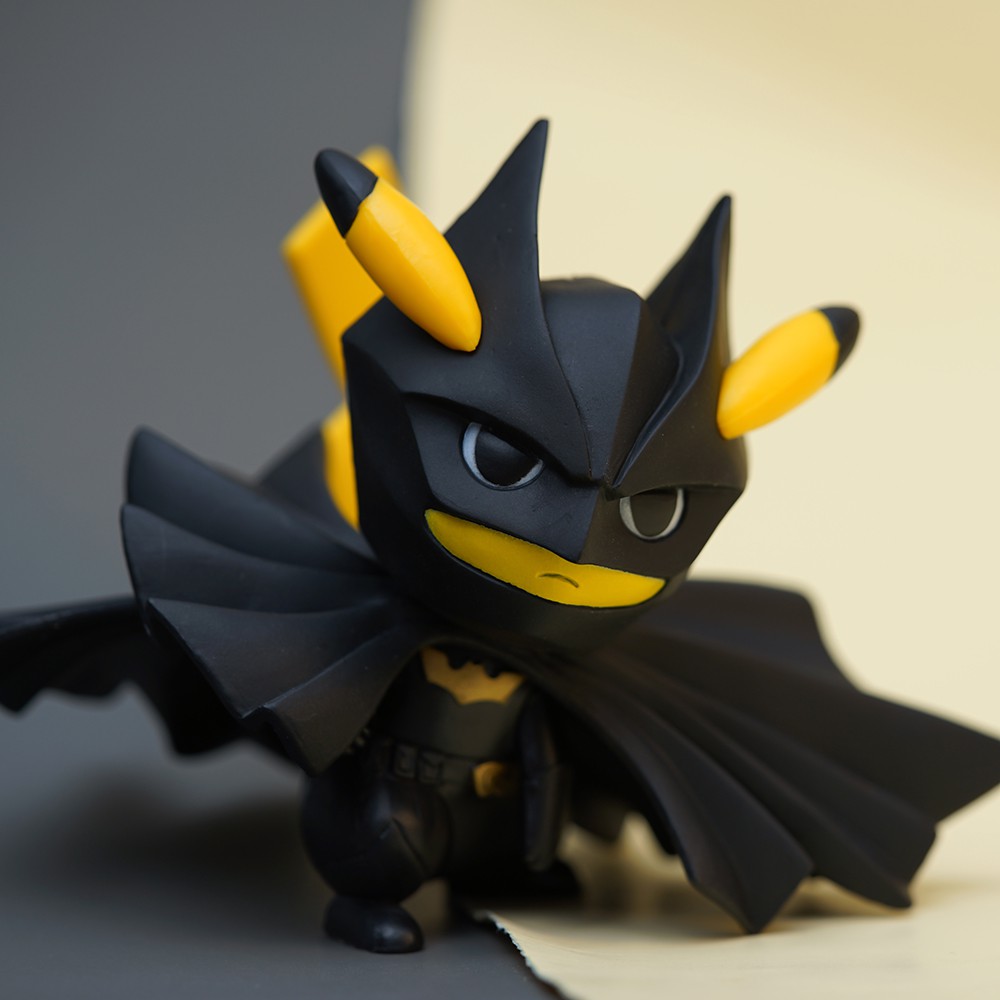 Mô hình Pikachu cosplay Người dơi Batman